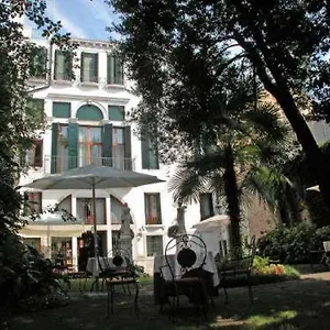 Palazzo Abadessa Italia